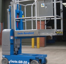Runabout Self-Propelled Platform