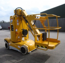 Runabout Self-Propelled Mast Boom